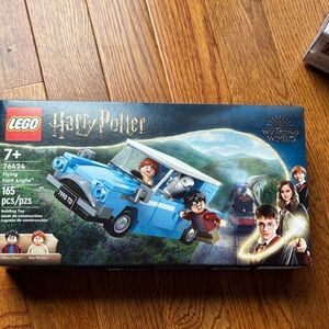 LEGO Harry Potter Blue Flying Car Set